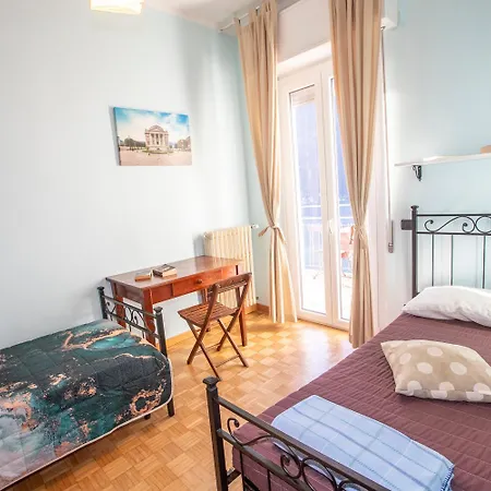 Casa Vacanza Lera Apartment